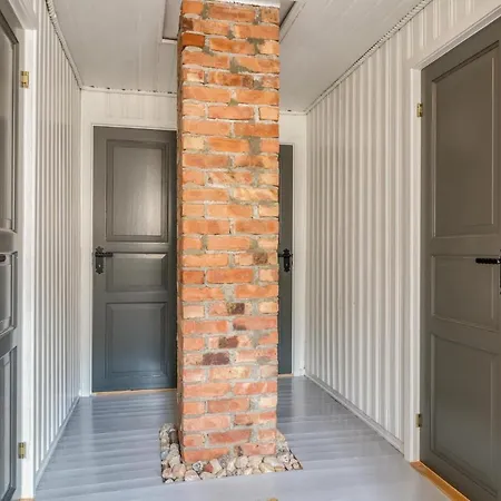 Awesome In W/ Sauna And 5 Bedrooms * Stokmarknes
