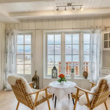 Awesome In W/ Sauna And 5 Bedrooms Σπίτι διακοπών