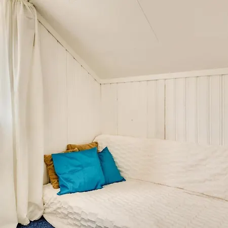 Σπίτι διακοπών Awesome In W/ Sauna And 5 Bedrooms Stokmarknes